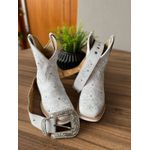 COMBO BOTA TEXANA + CINTO EM COURO BRANCO COM BORDADOS