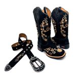 COMBO BOTA TEXANA + CINTO EM COURO PRETO BORDADO FLORES BEGE COM STRASS