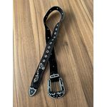 COMBO BOTA TEXANA EM COURO NOBUCK PRETO BORDADO TRIBAL BEGE COM TRICE + CINTO