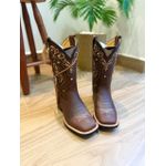 COMBO BOTA TEXANA EM COURO HORSE NESCAU BORDADO TRIBAL E FLORAO + CINTO STRASS + GRAVATA CAVALO
