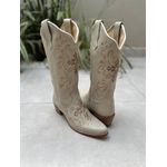 COMBO BOTA TEXANA BICO FINO + CINTO EM COURO OFF WHITE BORDADO CRUZ