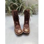 COTURNO COUNTRY EM COURO MARROM BORDADO FLORES COM FRANJA E COM METAIS STRASS