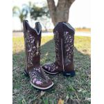BOTA TEXANA EM COURO MARROM A LASER GLITTER ROSA + METAIS