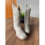 BOTA TEXANA EM COURO OFF WHITE BORDADO TRIBAL