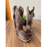 BOTA TEXANA EM COURO CAFE BORDADO TRIBAL COM CORDINHAS 