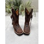 BOTA TEXANA EM COURO MARROM BORDADO TRIBAL COM TRICE E CORDINHAS CANO TRADICIONAL