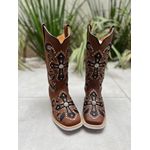 BOTA TEXANA EM COURO MARROM A LASER CRUZ BORDADO E GLITTER PRETO + METAIS E SOLADO BRANCO