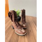 KIT COTURNO COUNTRY EM COURO BORDADO FLORES COM METAIS BRILHANTES + BAINHA + CANIVETE 