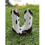 BOTA TEXANA EM COURO MARROM E BRANCO COM RECORTES BICO FINO 
