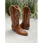 BOTA TEXANA EM COURO MARROM BORDADO BRANCO BICO FINO SOLADO MADEIRA 