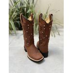 BOTA TEXANA EM COURO MARROM BORDADO RAMOS COM METAIS STRASS