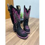 KIT BOTA TEXANA EM COURO NOBUCK PRETO BORDADO TRIBAL COM TRICE + VIRA ROSA + BAINHA + FACA + NOME PERSONALIZADO 