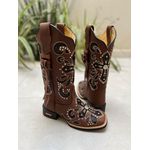 BOTA TEXANA EM COURO MARROM COM BORDADO CRUZ A LASER GLITTER PRETO COM CORDINHAS + METAIS 