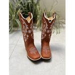 BOTA TEXANA EM COURO BORDADO FLORES BRANCO SOLADO PRETO