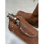 BOTA TEXANA EM COURO CAFÉ BASICA COM METAIS SOLADO MARROM + KIT FACA