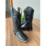 BOTA TEXANA EM COURO PRETO ALL BLACK BORDADO TRIBAL + METAIS STRASS