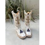 BOTA TEXANA EM COURO BRANCO BORDADO CRUZ E NOSSA SENHORA APARECIDA + NOME PERSONALIZADO