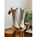 BOTA TEXANA EM COURO OFF WHITE BORDADO RAMOS BEGE BICO FINO SOLADO DE MADEIRA