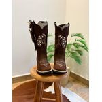 KIT BOTA TEXANA EM COURO BORDADO CAVALO E NOSSA SENHORA + BAINHA + FACA
