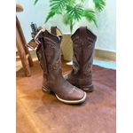 KIT BOTA TEXANA EM COURO BORDADO PONTILHADO AZUL SOLADO MARROM + BAINHA + FACA