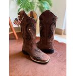 BOTA TEXANA EM COURO MARROM A LASER FLORENCIA GLITTER PRETO COM STRASS