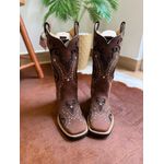 BOTA TEXANA EM COURO MARROM A LASER FLORENCIA GLITTER PRETO COM STRASS