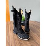 KIT BOTA TEXANA EM COURO NOBUCK PRETO BORDADO RAMOS ALL BLACK + METAIS + BAINHA + FACA