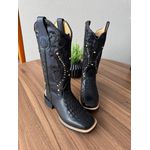 BOTA TEXANA EM COURO ESTILIZADO COBRA ALL BLACK BORDADO TRIBAL E NOSSA SENHORA + METAIS DOURADO
