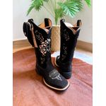 KIT BOTA TEXANA EM COURO NOBUCK PRETO BORDADO CAVALO + BAINHA + CANIVETE
