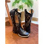 KIT BOTA TEXANA EM COURO PRETO BORDADO TRIBAL E NOSSA SENHORA + BAINHA + CANIVETE