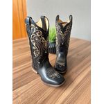 BOTA TEXANA EM COURO LÁTEGO PRETO BORDADO TRIBAL E FLORÃO BEGE SOLA RÚSTICA