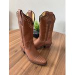 BOTA TEXANA EM COURO MUSTANG COM METAIS SOLADO BICO FINO PVC