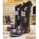 BOTA TEXANA EM COURO BORDADO SIMBOLOS - COPA - FLAMINGO COM METAIS E SOLADO DE MADEIRA