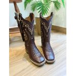 BOTA TEXANA EM COURO ESTILIZADO JACARÉ BORDADO TRIBAL + BAINHA + FACA SOLADO DE MADEIRA E TRICE