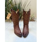 BOTA TEXANA EM COURO BORDADO RAMOS MARROM BICO FINO SOLADO PVC COM METAIS E TRICE
