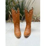 BOTA TEXANA EM COURO HORSE HAVANA BORDADO BASICO SOLADO BICO FINO MADEIRA COM METAIS DOURADOS