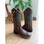 BOTA TEXANA EM COURO LATEGO MARROM BORDADO TRIBAL E FLORAO BEGE E VERDE