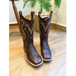 PRONTA ENTREGA BOTA TEXANA EM COURO ESTILIZADO JACARÉ MARROM BORDADO TRIBAL BEGE