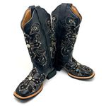BOTA TEXANA EM COURO PRETO A LASER CRUZ GLITTER PRETO + METAIS