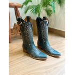 BOTA TEXANA EM COURO VERDE BORDADO TRIBAL SOLADO BICO FINO MADEIRA