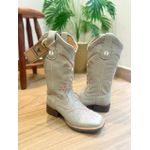 BOTA TEXANA EM COURO OFF WHITE BORDADO FLORES CHEIO E NOSSA SENHORA