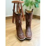 BOTA TEXANA EM COURO HORSE NESCAU BORDADO PONTILHADO BRANCO E LARANJA E NOSSA SENHORA