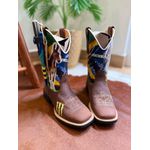 KIT BOTA TEXANA EM COURO CANO ESTAMPADO MULA BANDEIRA BRASIL + MONSTER E CRUZ + KIT FACA