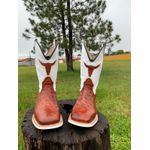 BOTA TEXANA EM COURO RECORTE TOURO