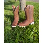 BOTA TEXANA EM COURO BORDADO QUADRICULADO SOLA BRANCA