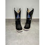 BOTA TEXANA EM COURO PRETO BORDADO NOSSA SENHORA