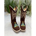 BOTA TEXANA EM COURO NOBUCK BORDADO NOSSA SENHORA + CRUZ SOLADO BRANCO