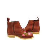 Botina Oliveira Infantil Tradicional - Fóssil Sella C/ Bordado Flor