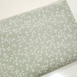 Tecido Tricoline 100% algodão flores pequena - Erva doce
