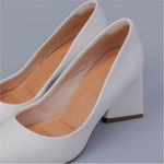 Scarpin Branco Salto Bloco Bebece